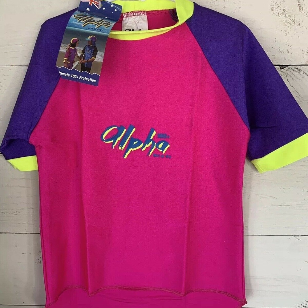 Alpha Size 12 Swimsuit Top Wet or Dry SPF